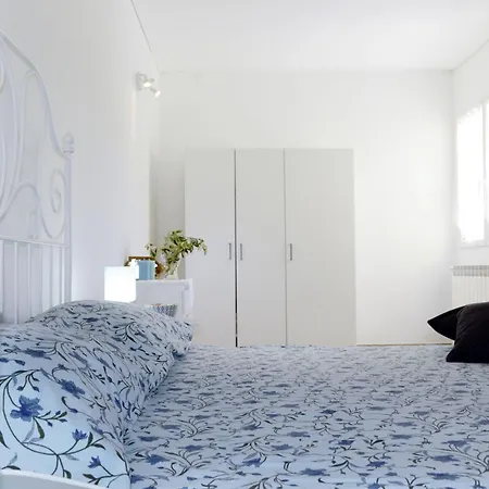 Luca - Pre171 By Interhome *